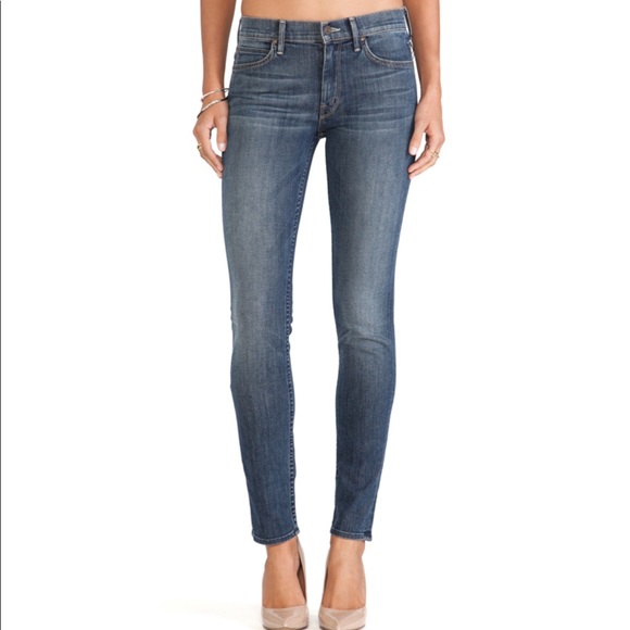 MOTHER Denim - MOTHER The Muse Skinny Jean in Ride A Dark Horse